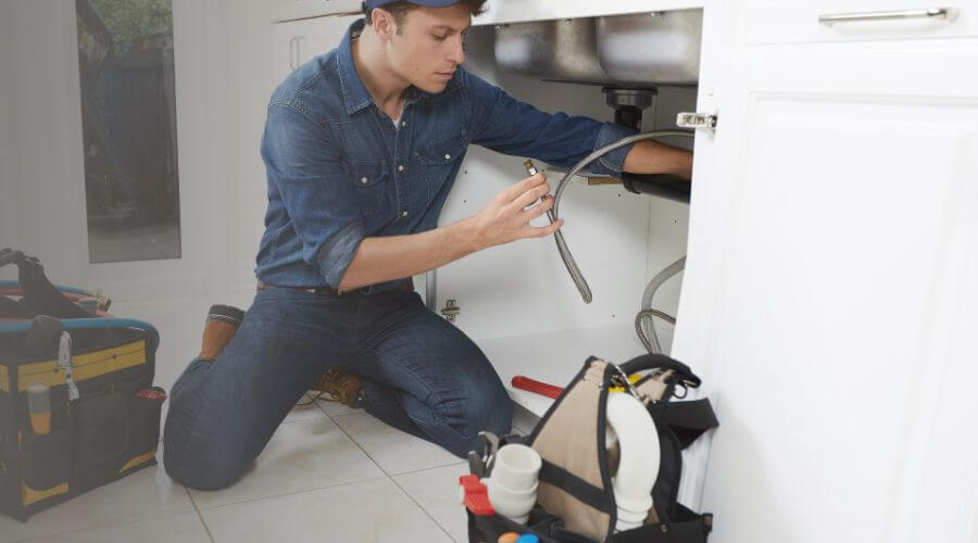 Professional sink repair in Cortland, OH